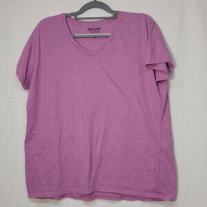 787. Gildan Short Sleeve T-Shirt Pink Sz 2XL